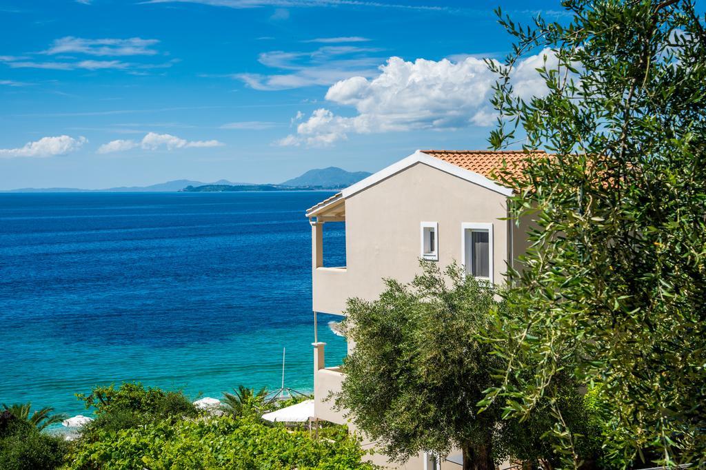 Krouzeri Beach Apartments Nisaki  Rum bild