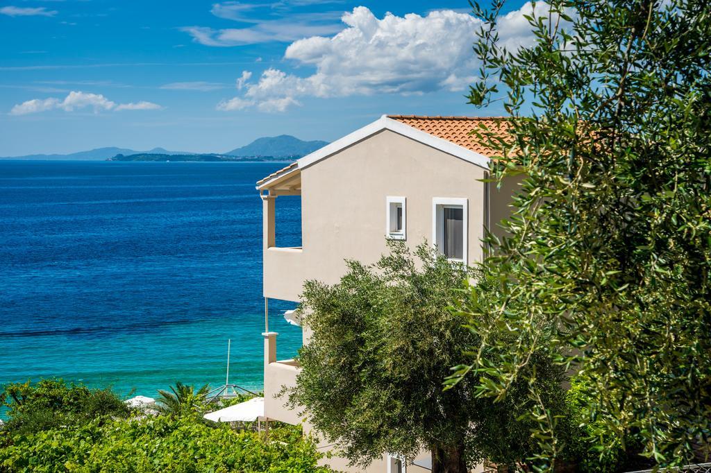 Krouzeri Beach Apartments Nisaki  Rum bild