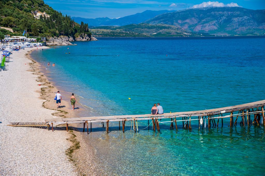 Krouzeri Beach Apartments Nisaki  Rum bild