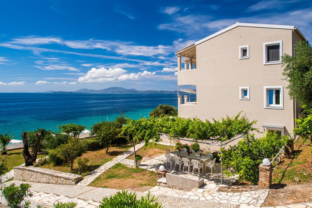 Krouzeri Beach Apartments Nisaki  Rum bild